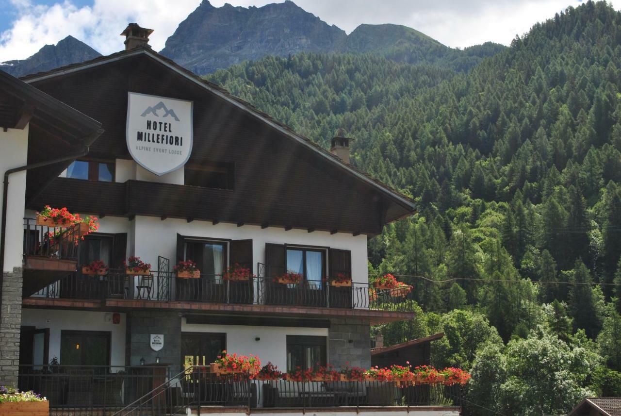 Hotell Millefiori- Alpine Event Lodge Valtournenche Eksteriør bilde